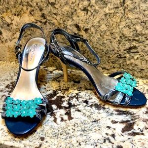 NEW Cindy Says navy aqua floral beaded heels 7